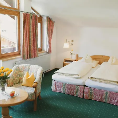 Gridlon Hotel Pettneu am Arlberg